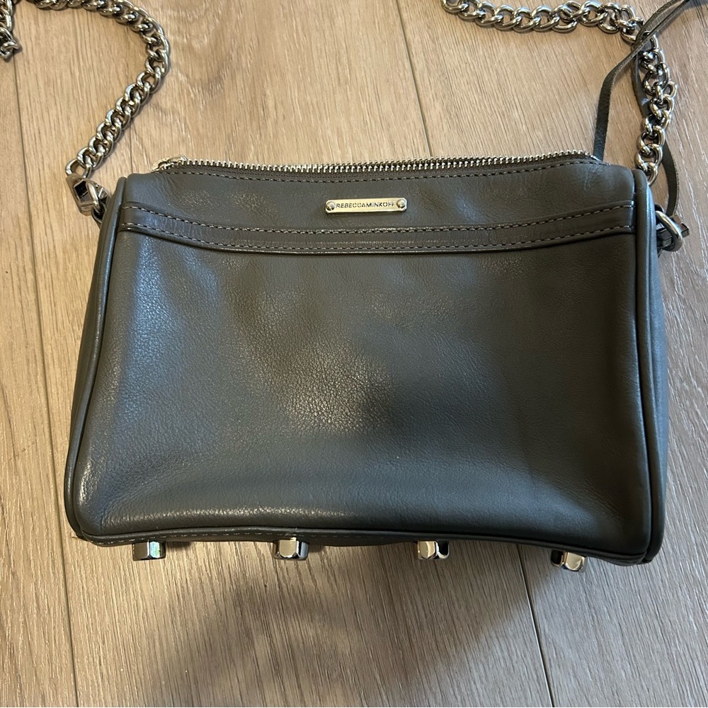 Rebecca Minkoff Grey Leather Crossbody Bag EUC - Picture 2 of 11